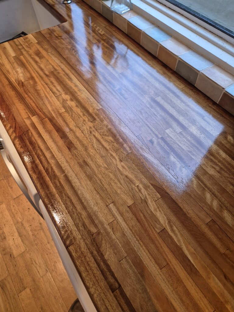 Kitchen worktop restoration After img 1